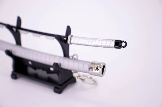Demon Slayer - Hashibara Inosuke Katana Keychain