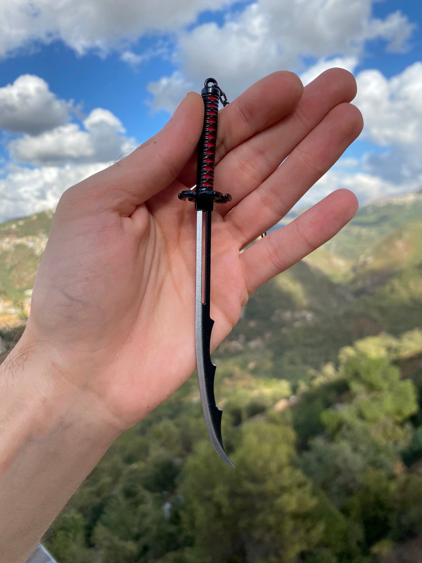 Bleach - Kurusaki Ichigo mini Metal Zanpakuto Model!