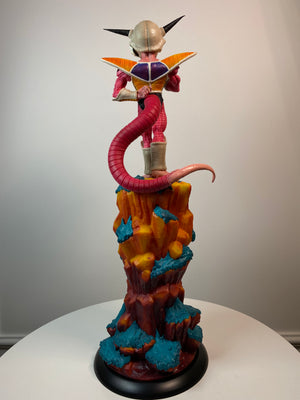 Frieza First Form 1/6 Scale Figure (48 cm)