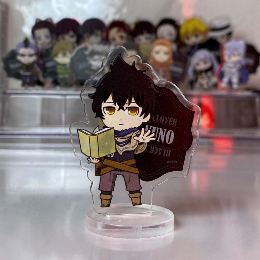 Black Clover Acrylic Stands!