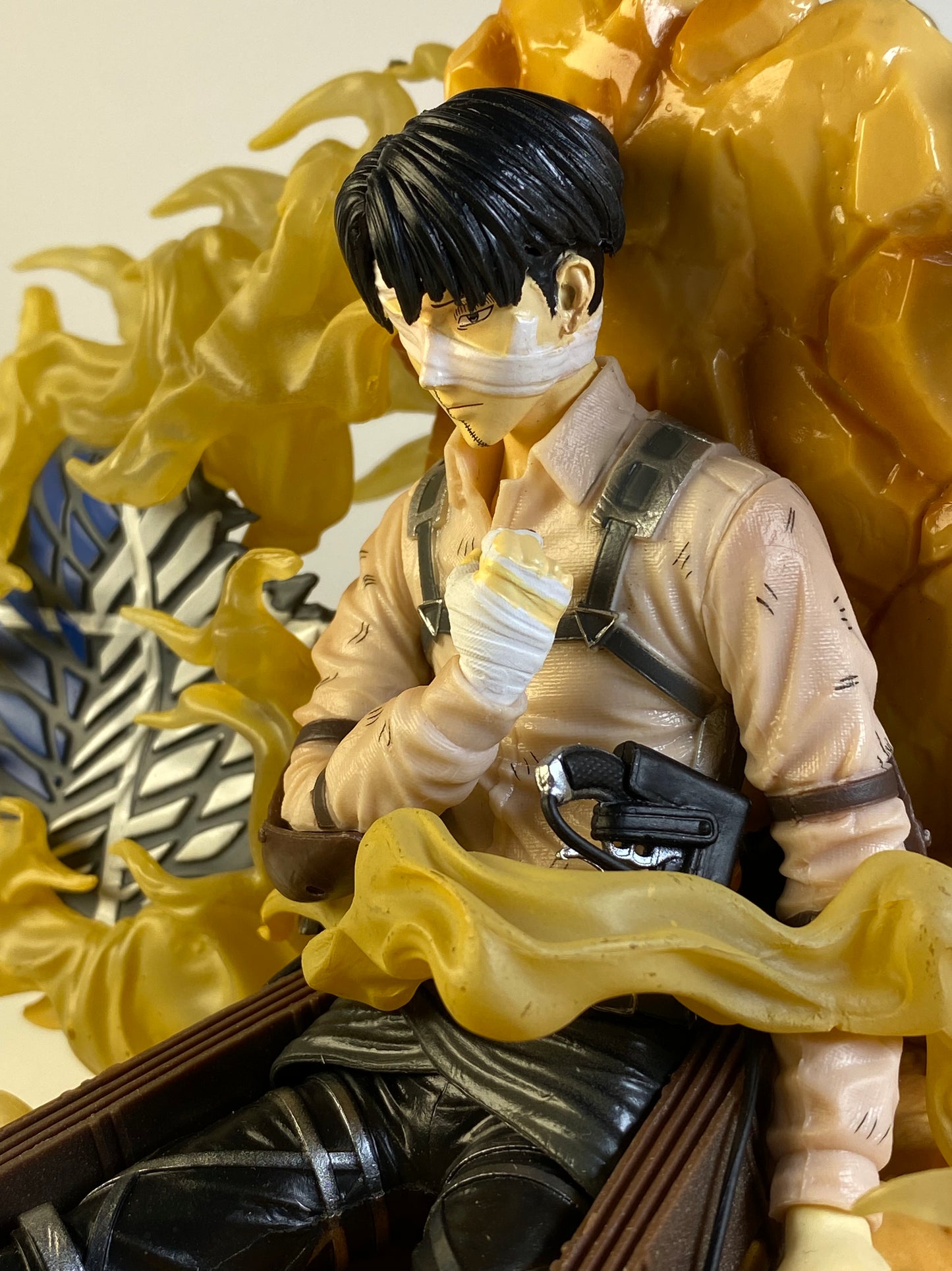 Levi Ackerman Last Moment 1/6 Scale Figure