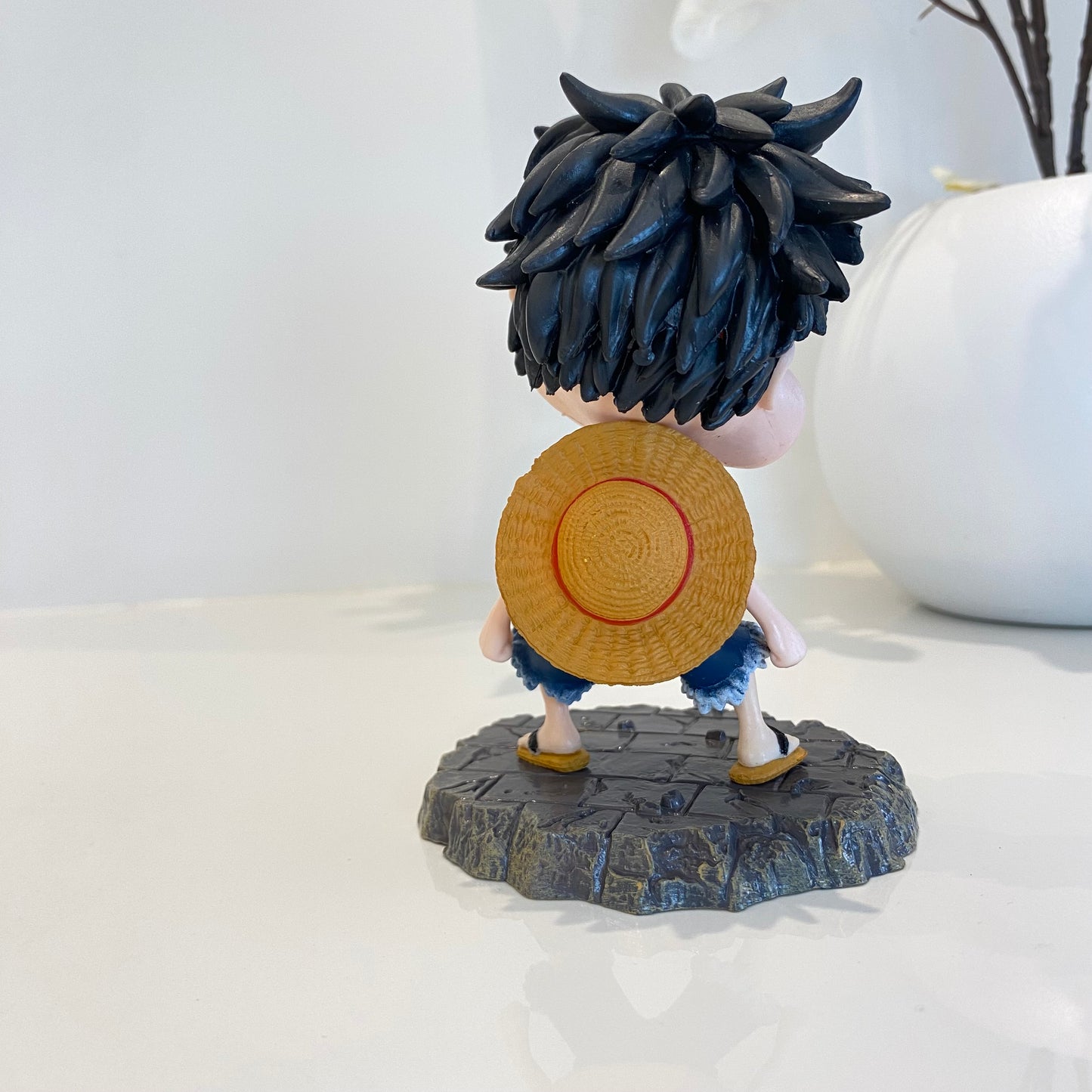 Ass-kicked Luffy Figure