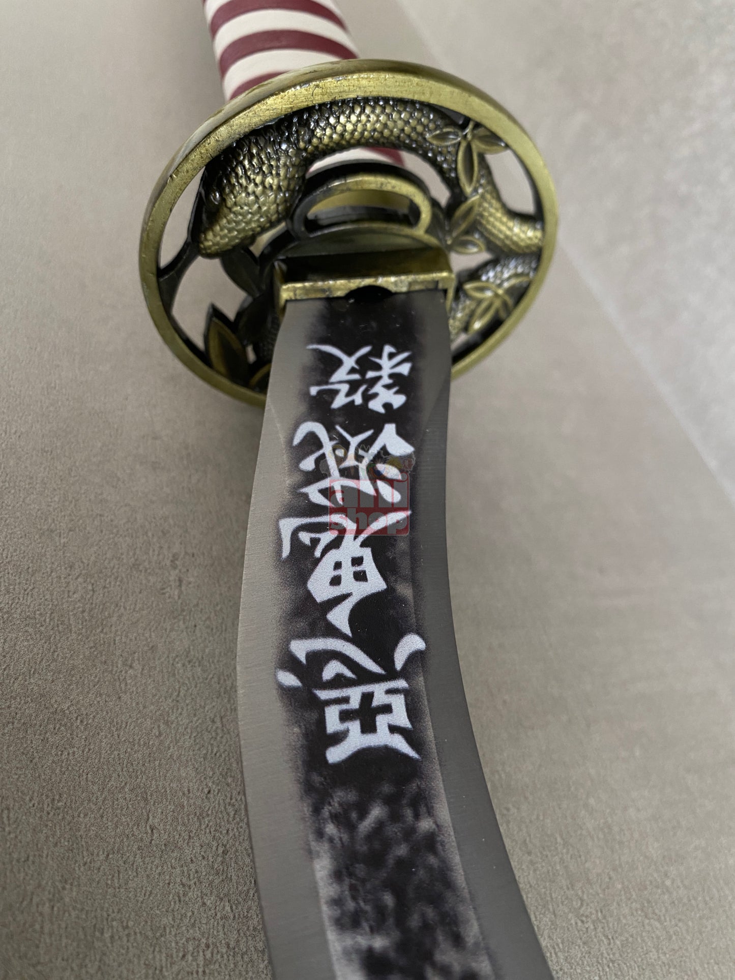 Obanai Iguro’s Katana