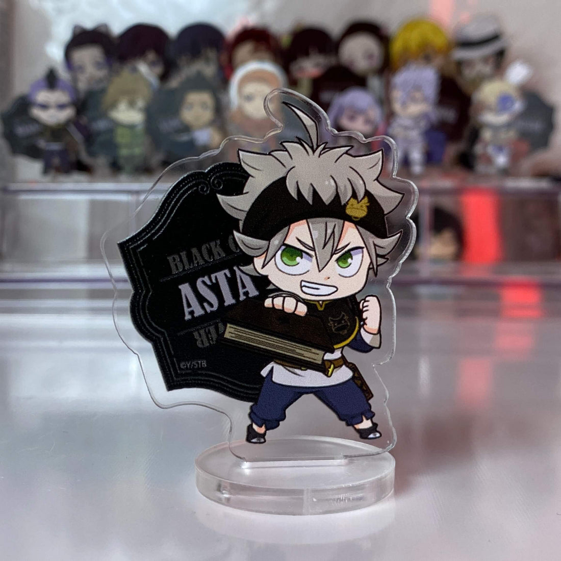 Black Clover Acrylic Stands!
