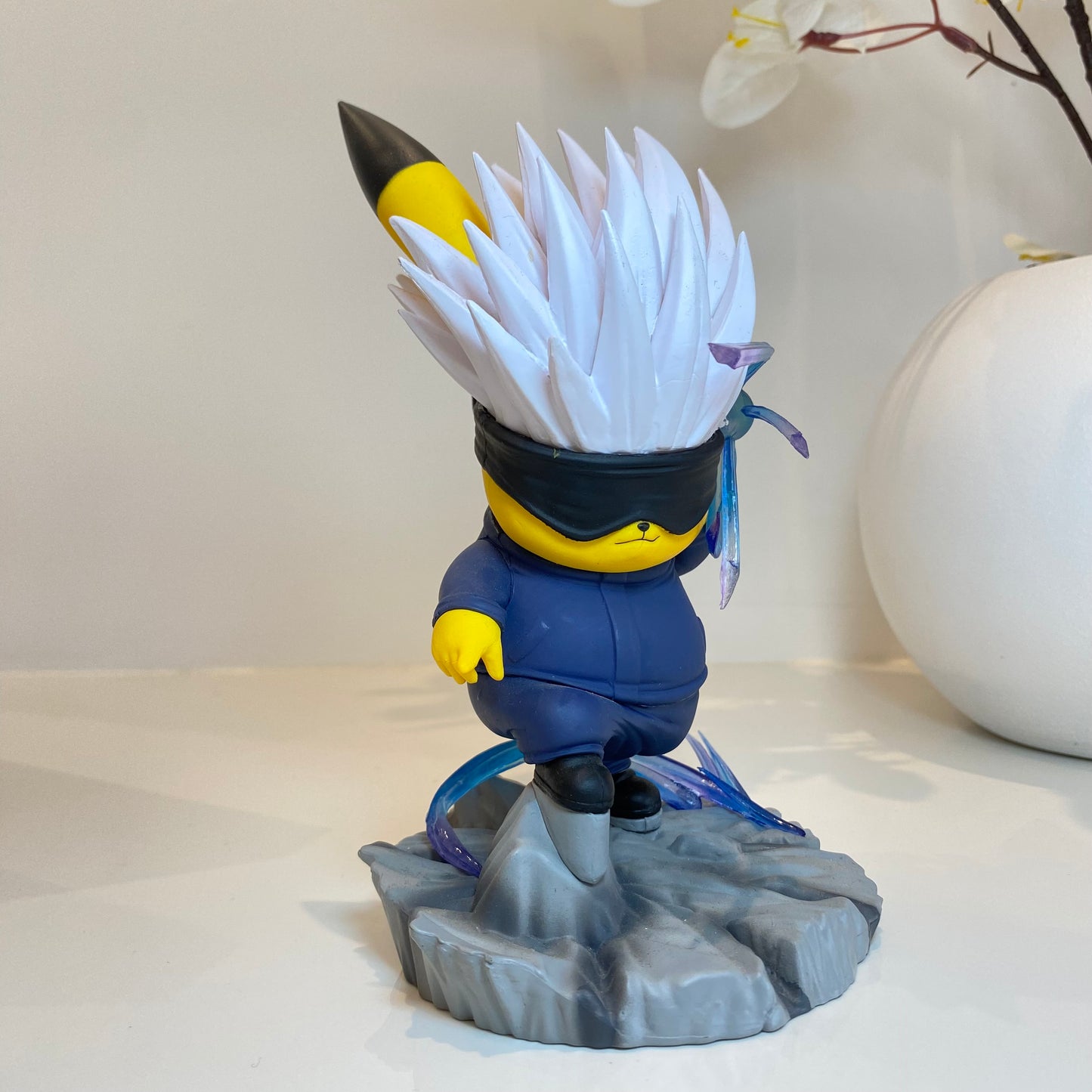 Pikachu x Gojo figure