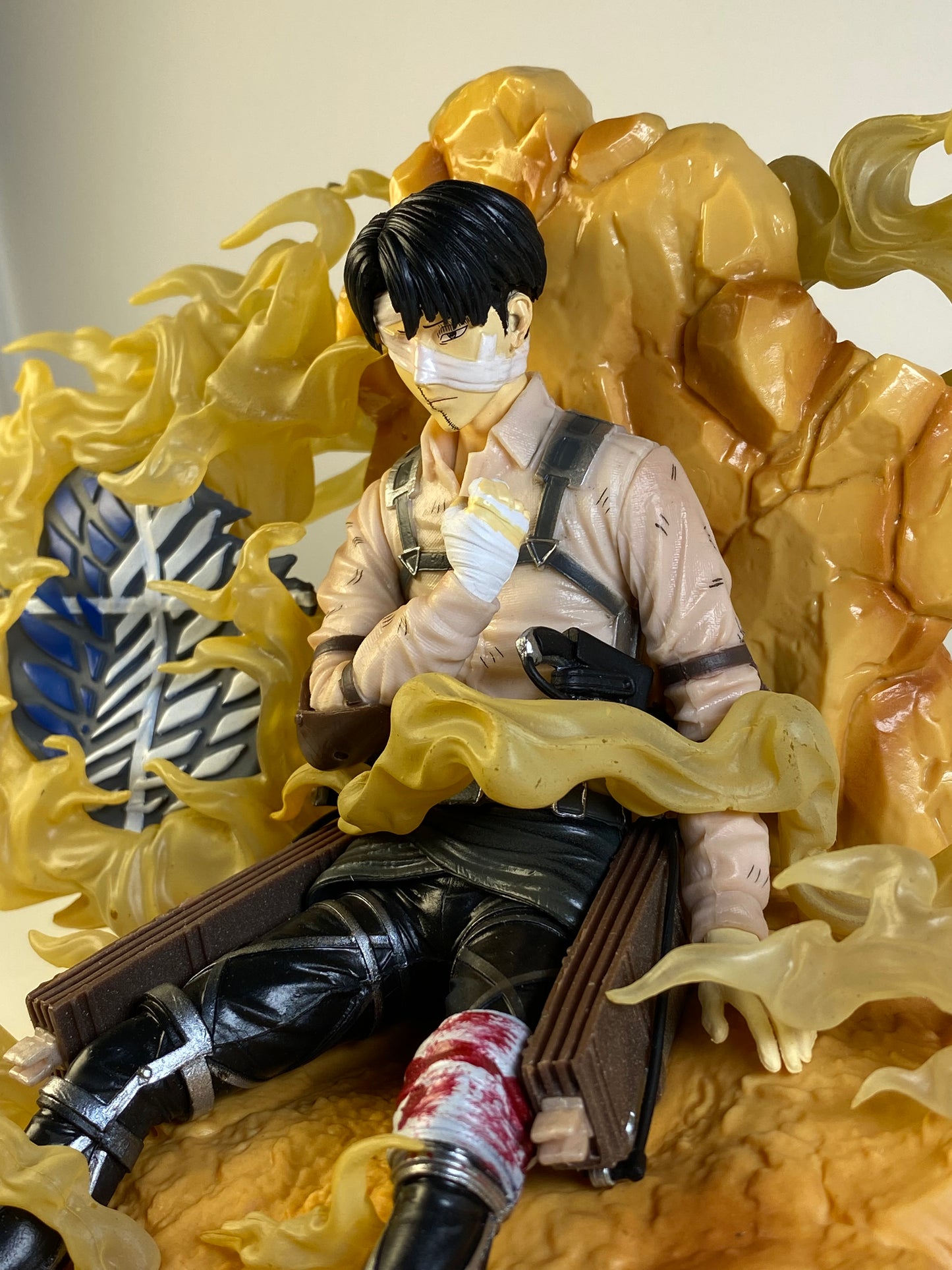 Levi Ackerman Last Moment 1/6 Scale Figure