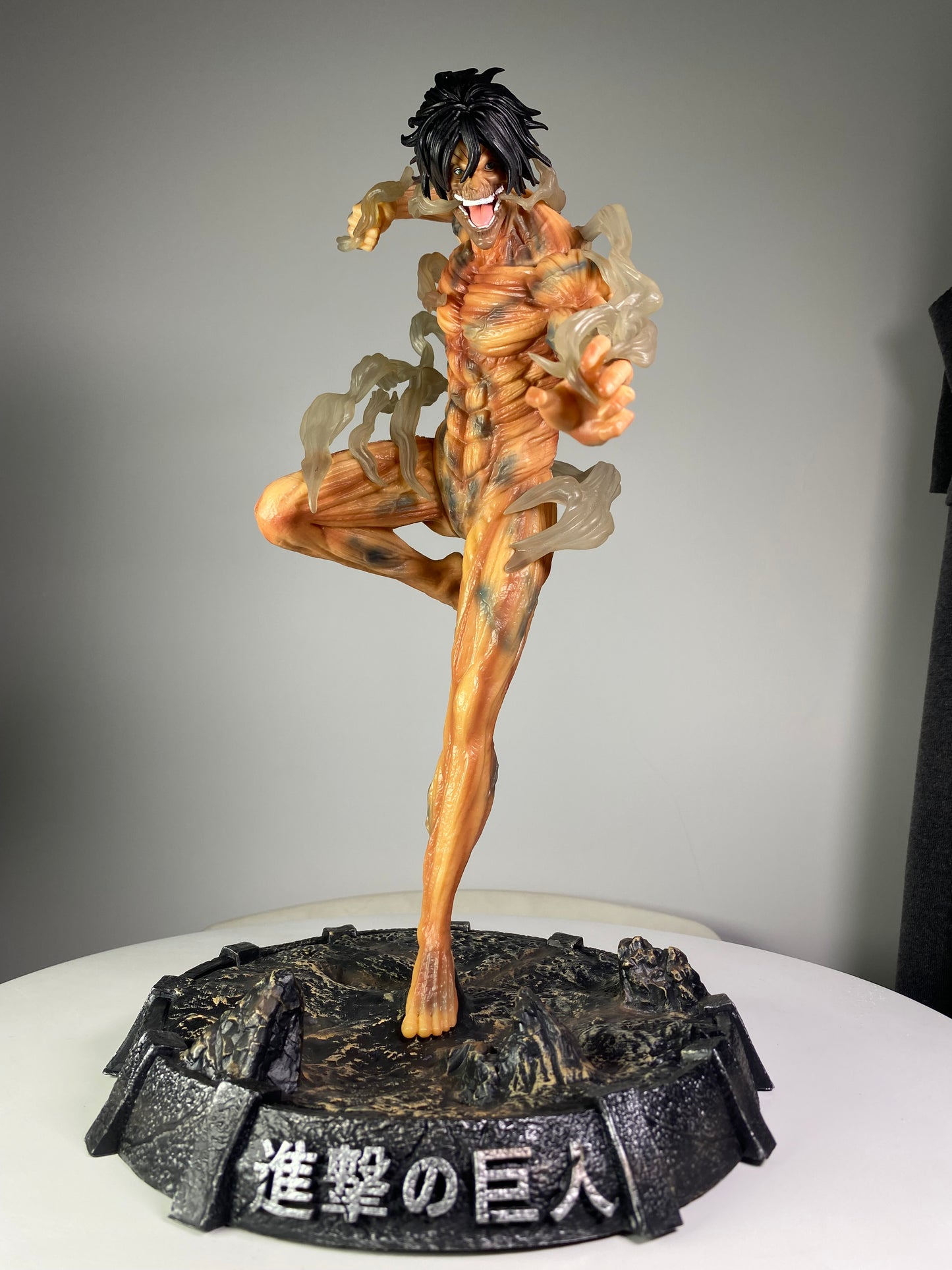 Eren Yeager Titan Form 1/6 Scale figure [40 cm]