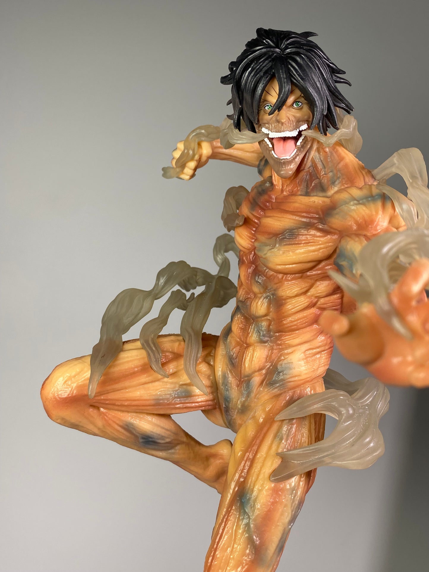 Eren Yeager Titan Form 1/6 Scale figure [40 cm]