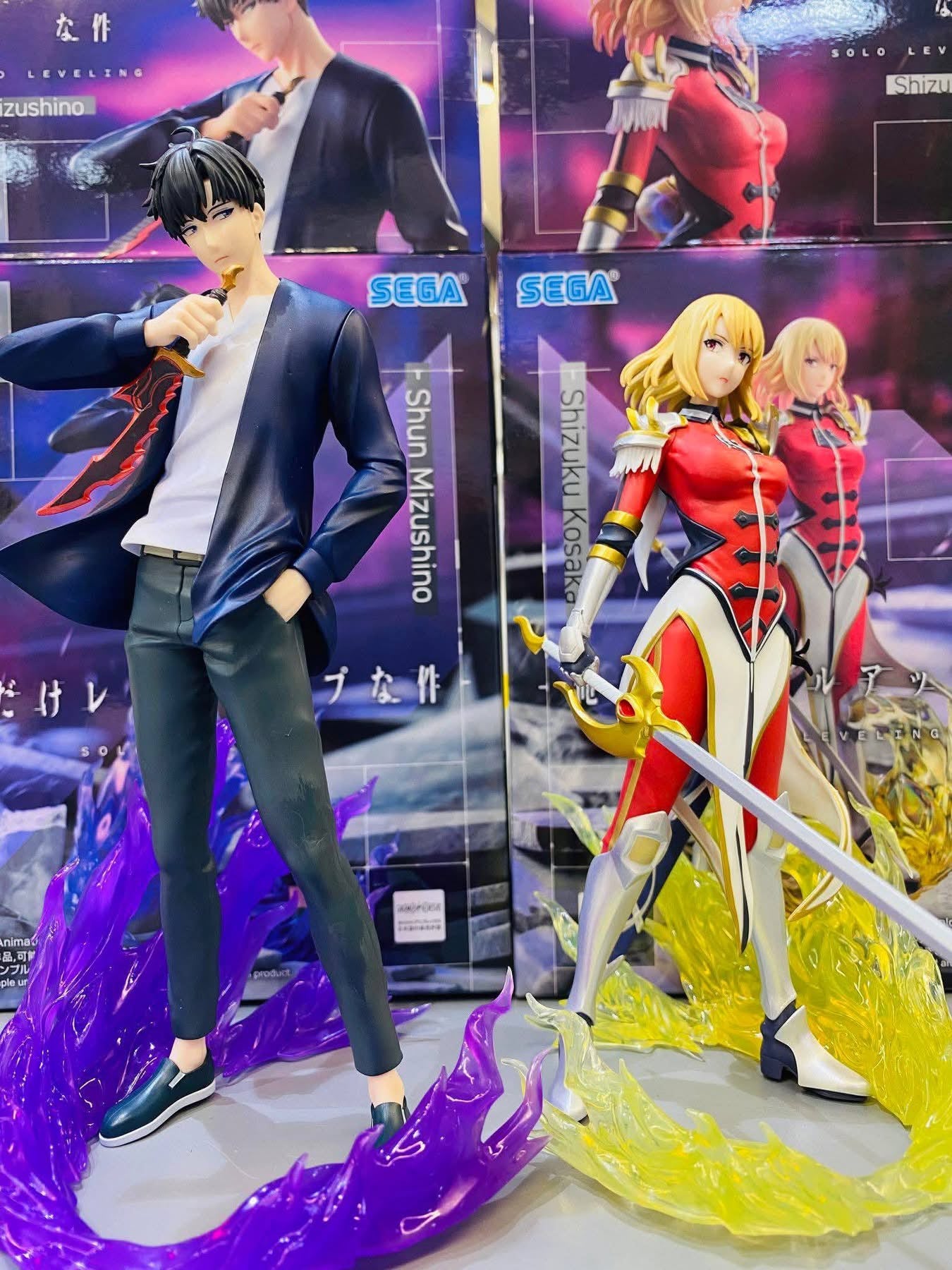 Solo Leveling Sung Jinwoo and Cha Hae-In Xross Link Figure by Sega!