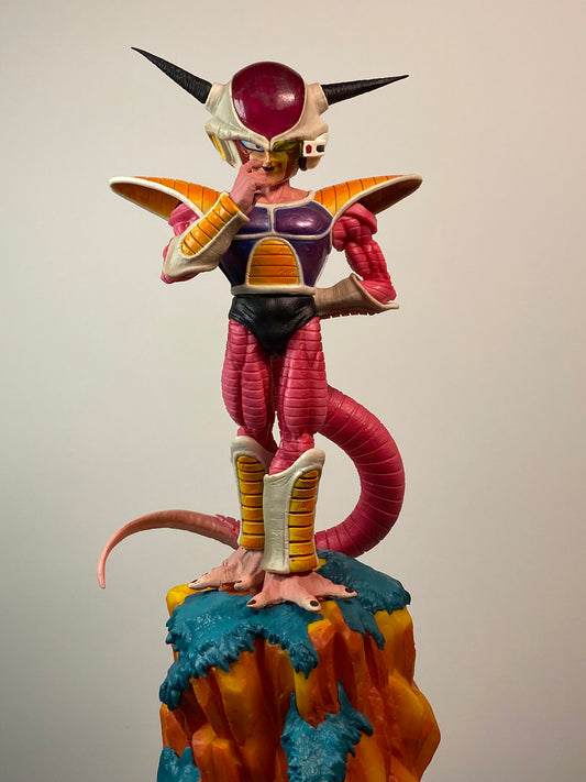 Frieza First Form 1/6 Scale Figure (48 cm)