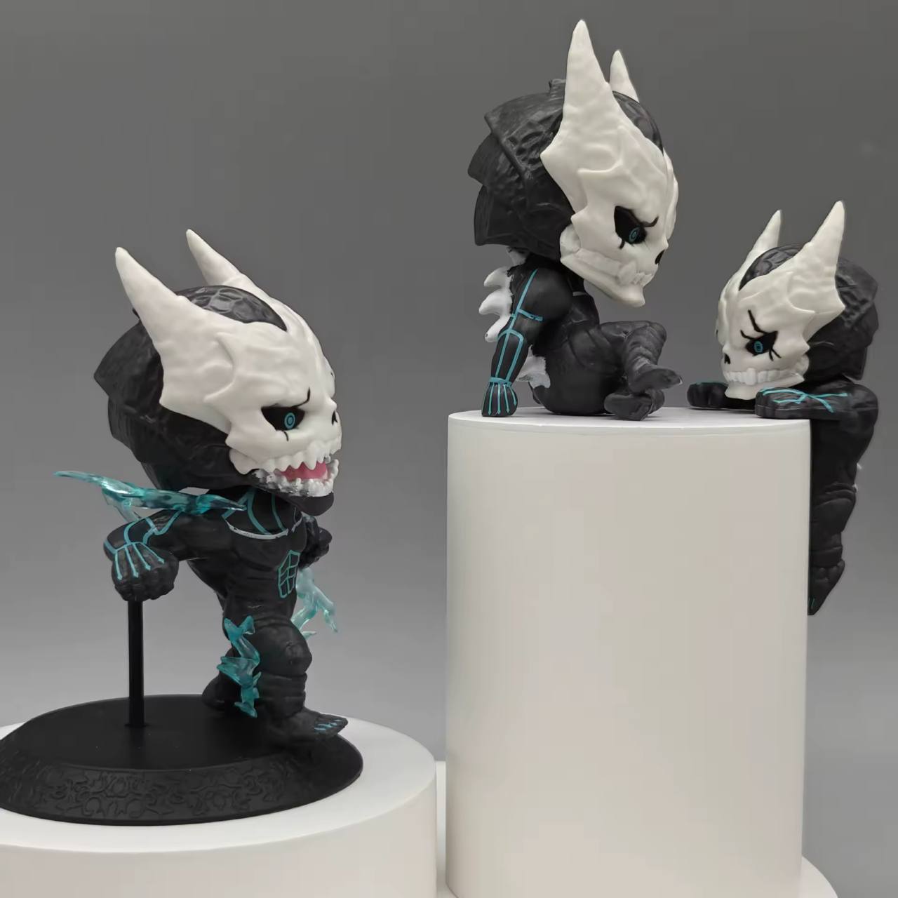 Kaiju no. 8 Figure Set