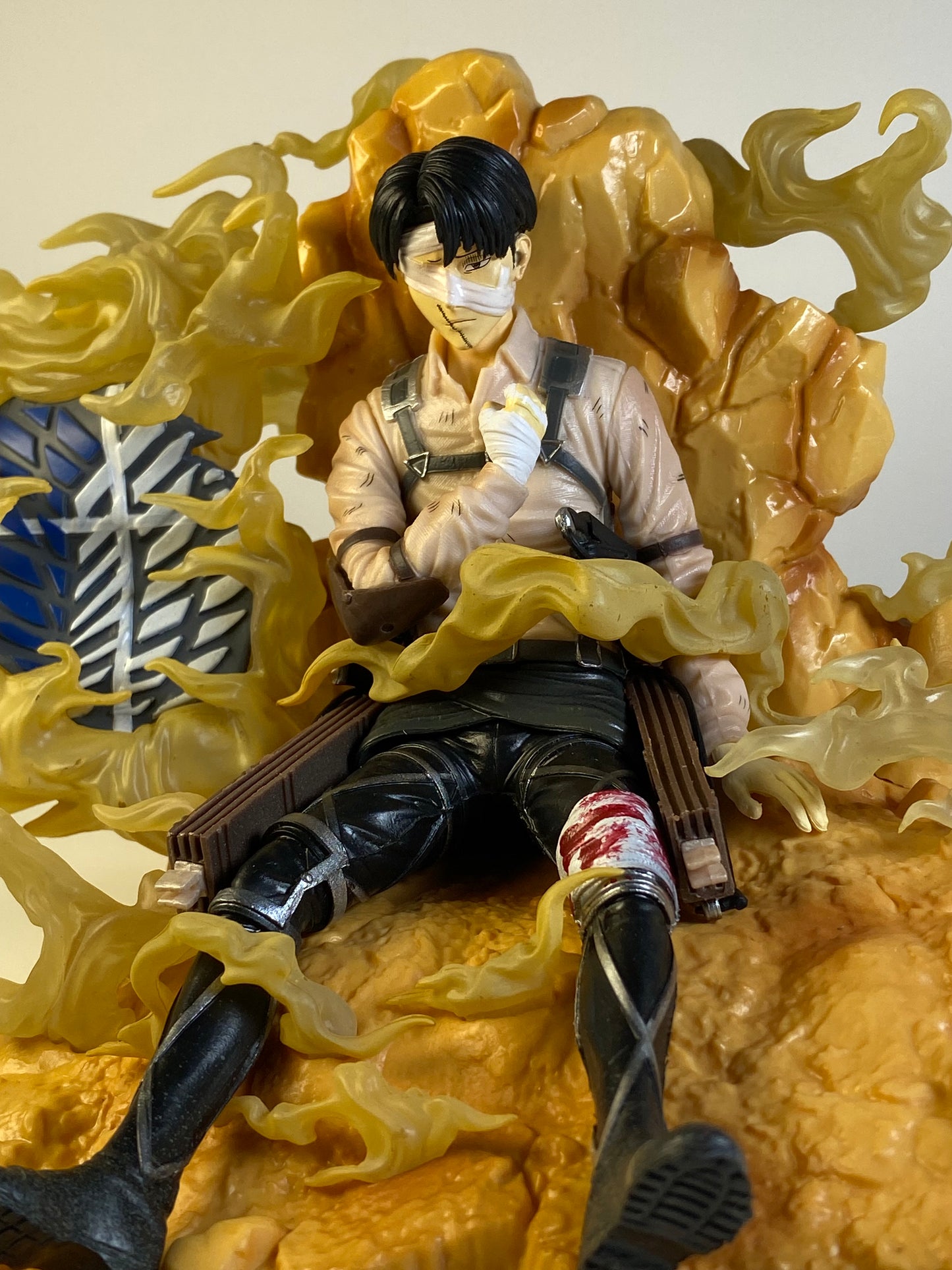 Levi Ackerman Last Moment 1/6 Scale Figure