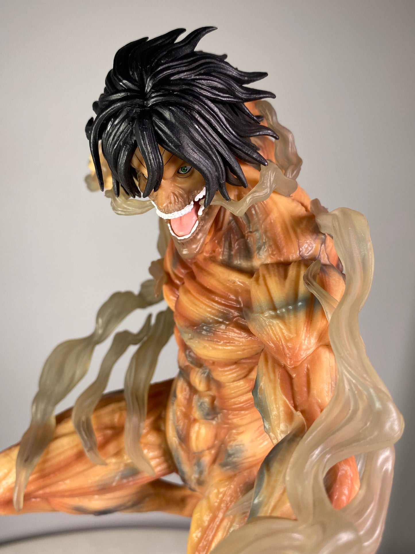 Eren Yeager Titan Form 1/6 Scale figure [40 cm]