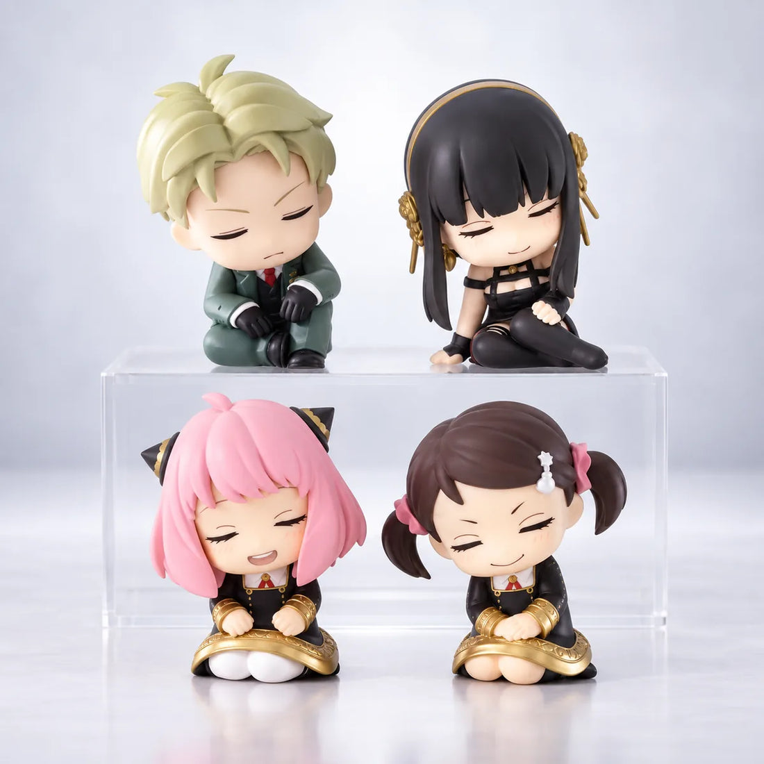 Spy x Family Sleeping Gachapon Figures!