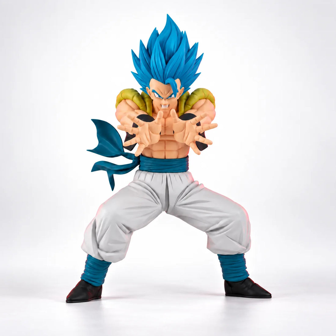 Super Saiyan Blue Gogeta Grandista Figure by Bandai!
